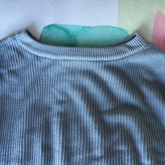 LULULEMON knit pullover sz 6 (S) relaxed fit with wider sleeves sky blue - Picture 10 of 15
